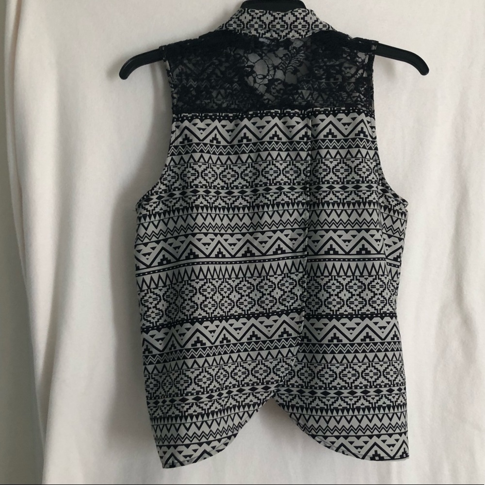 Blouse - Picture 2 of 2